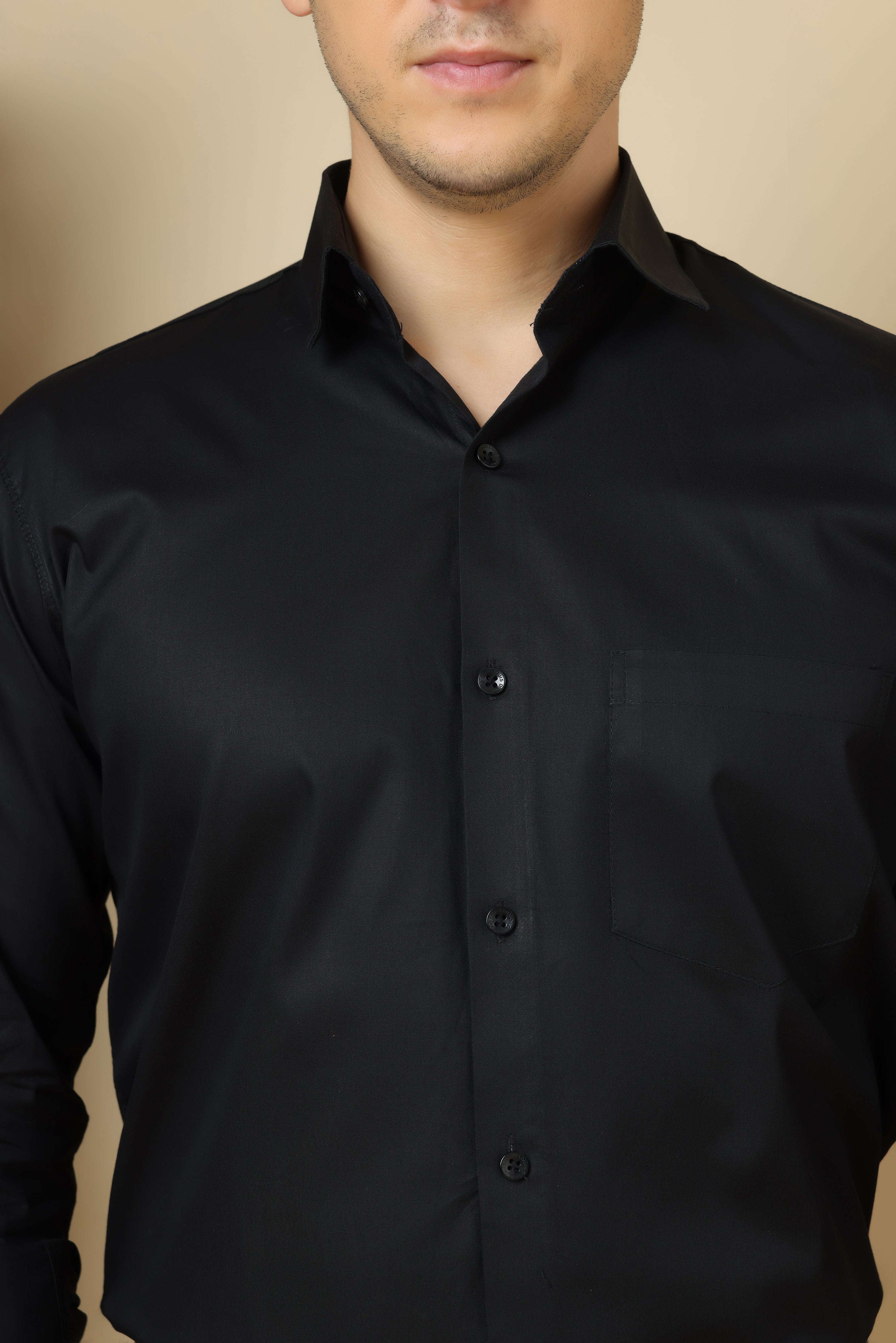 Formal black solid shirt for men
